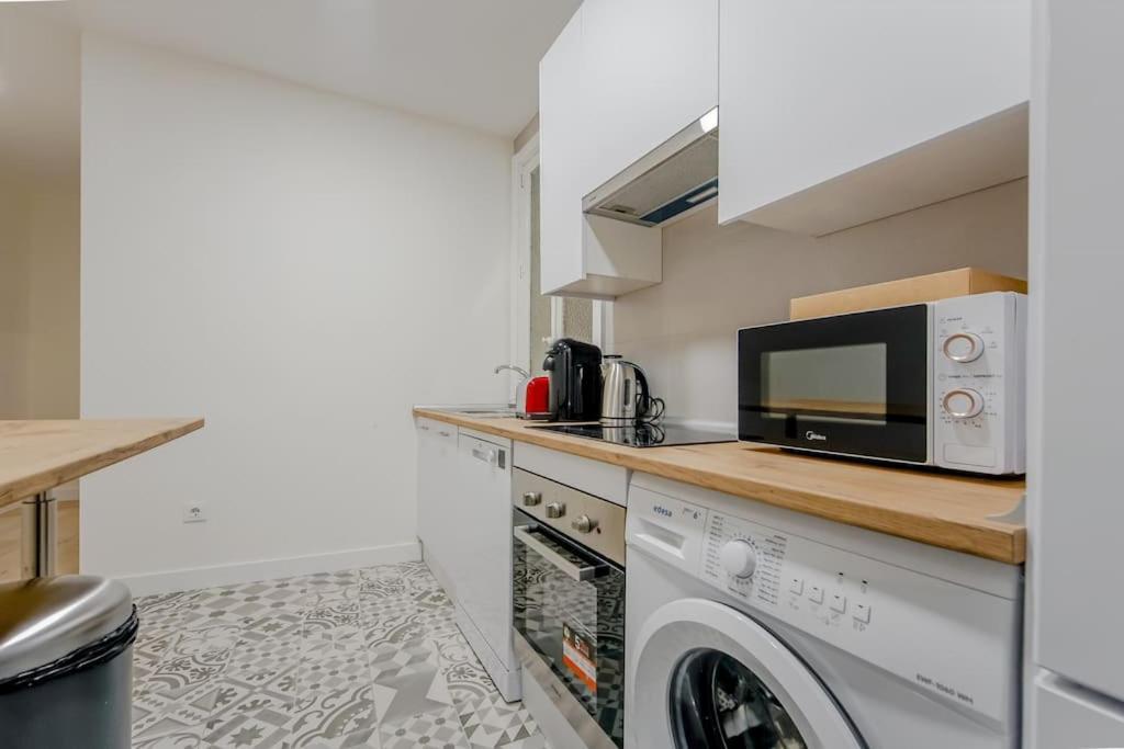 Modern Apt Para 6Px En La Plaza De Tirso De Molina Madrid Ngoại thất bức ảnh