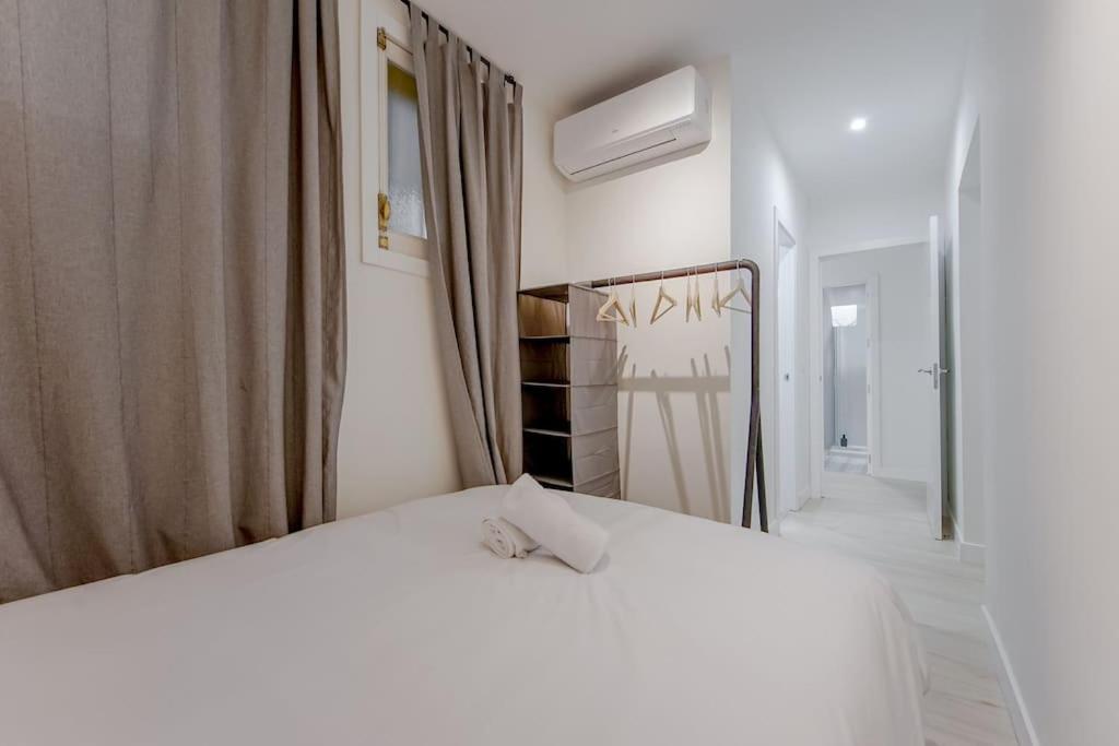 Modern Apt Para 6Px En La Plaza De Tirso De Molina Madrid Ngoại thất bức ảnh